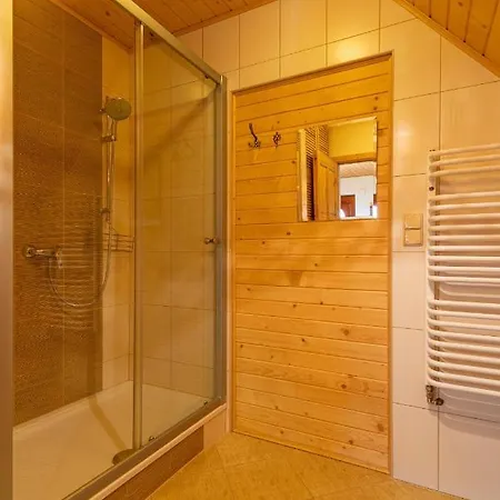 Widokowa Gorka * Czerwienne