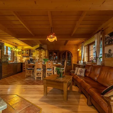 Widokowa Gorka * Czerwienne